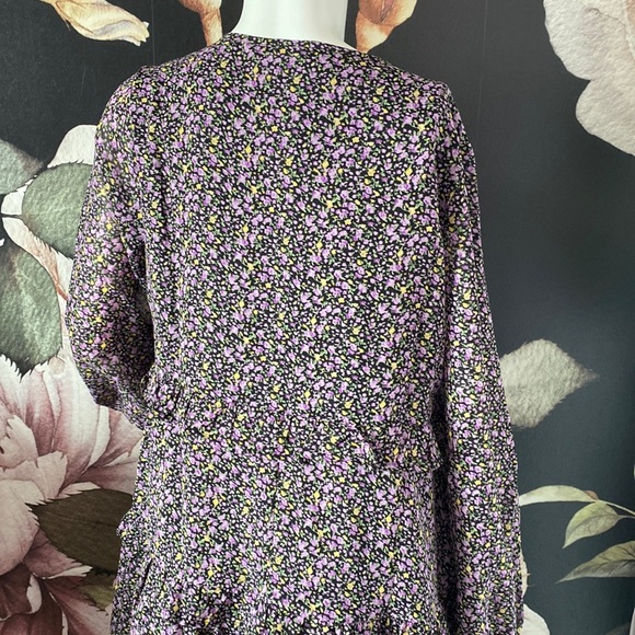 Violet Romance Dress - Picture 5 of 6